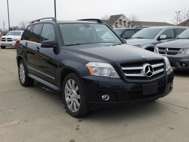 Pre Owned 2010 Mercedes Benz Glk 4d Suv Glk350 4matic